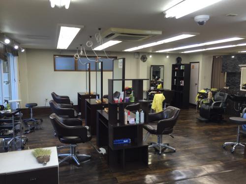Lucky Cut 33　店内