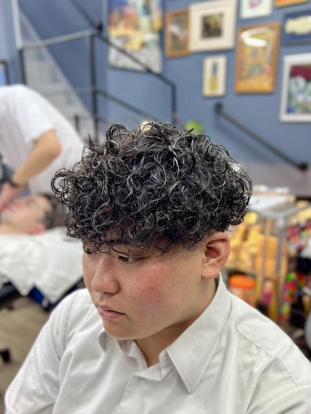 BARBER SHOP PEARL
