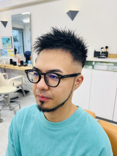 スパイキー ✖ スキンフェード