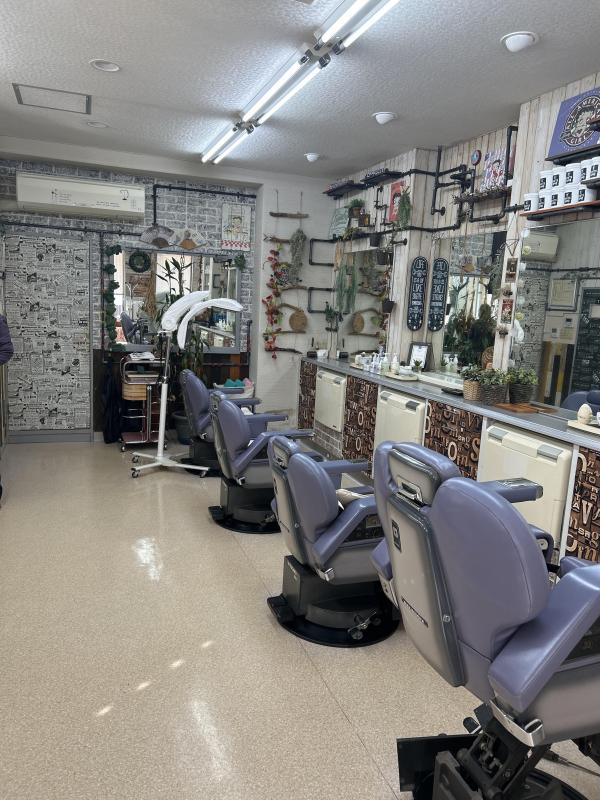 R2+イワサキ床や(下館駅の理容室)