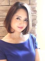 セミロングヘアー