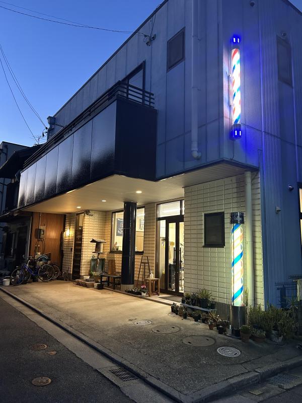 カットハウスやの(桑名駅の理容室)