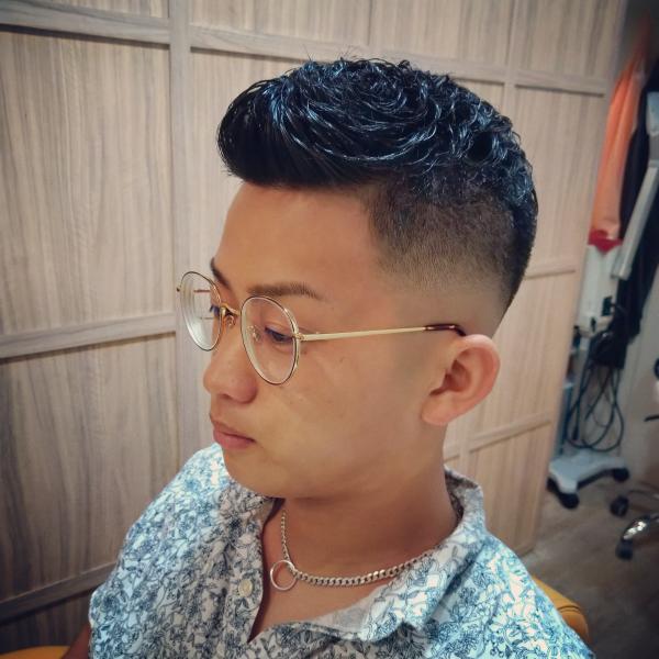 0㎜　skinfade　ポンパドールstyle