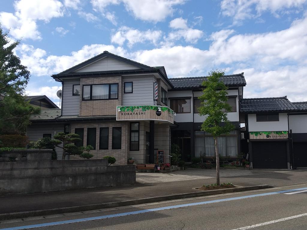 コバヤシ理容室(見附駅の理容室)