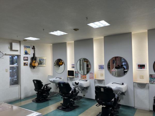 店内ヘアクリエイトスペース