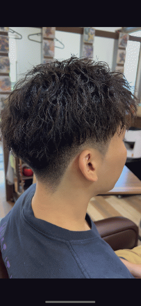 縦落ちツイストスパイラルパーマ