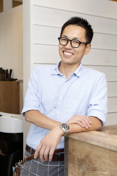 額田進也