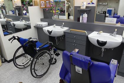 新装店内画像