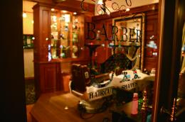BARBER UK (バーバー 英國屋)(自動車学校前駅の理容室)
