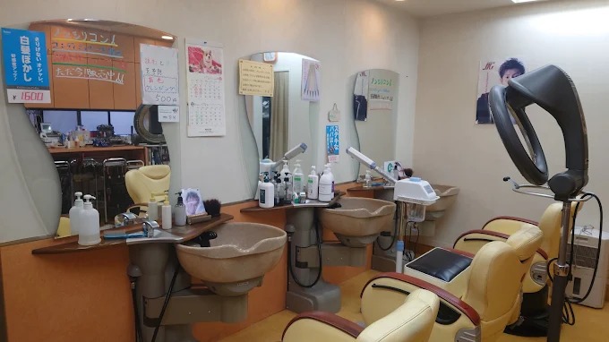 ヘアーサロンビダン(千歳船橋駅の理容室)