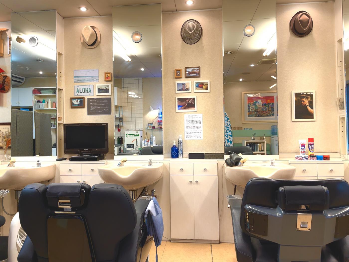 hairsalon SHIMIZU(南港口駅の理容室)