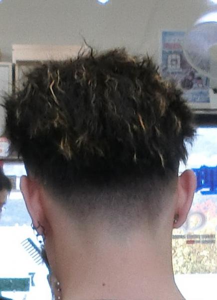 ツイストパーマにメッシュを入れてみました