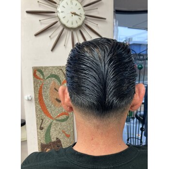 フラットトップリーゼント　ダックテール