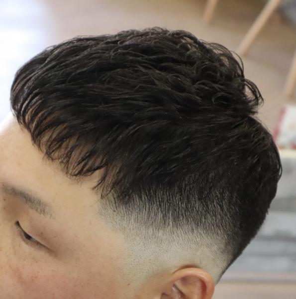 BARBER  STYLE