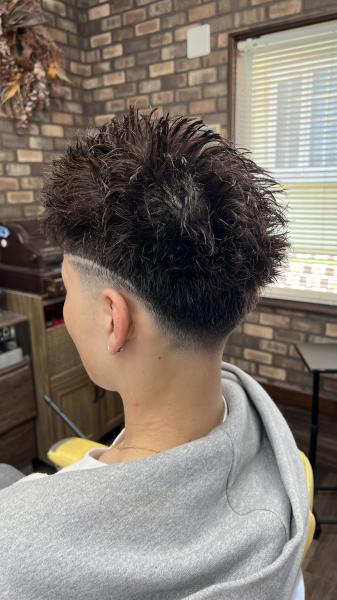 スパイキーショート