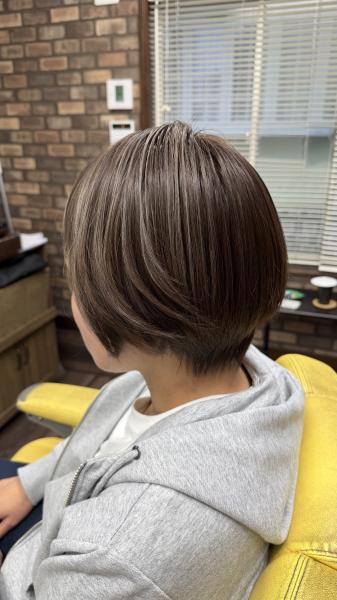 ハイライトショートボブ
