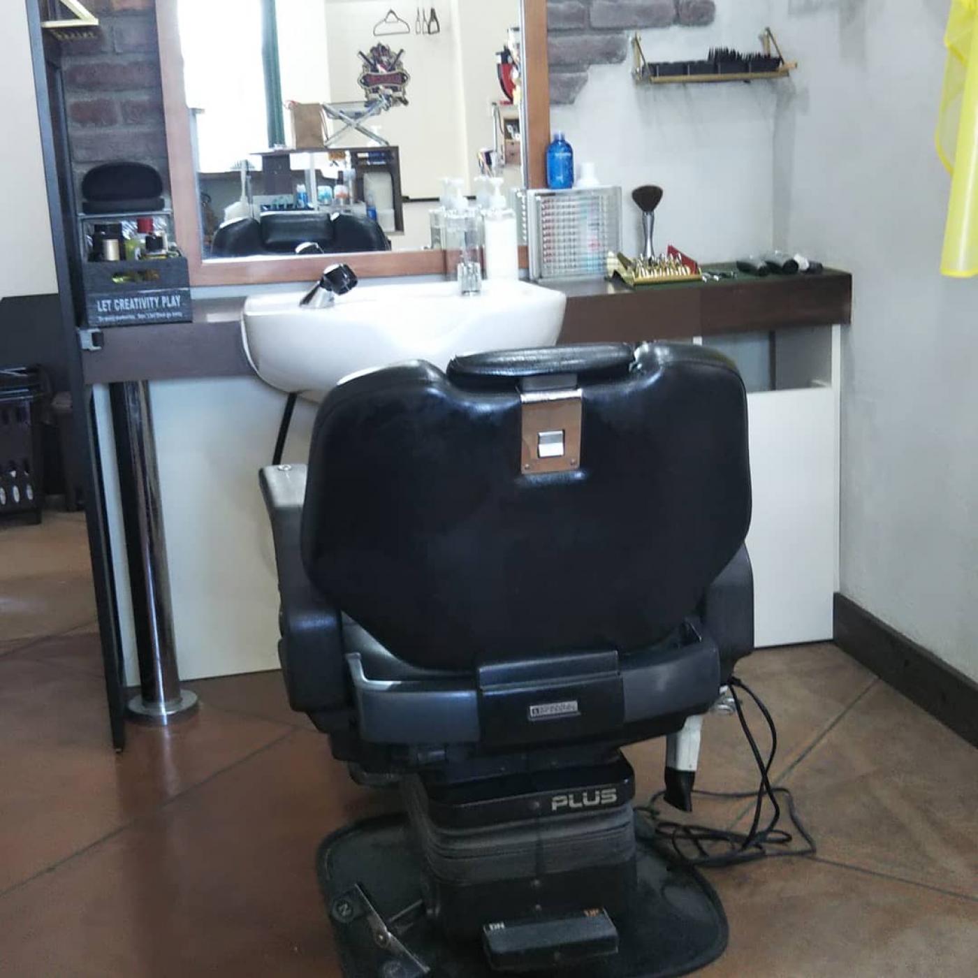 BARBERSHOP ROUGHDIAMOND バーバーショップ ラフ ダイアモンド(幸手駅の理容室)
