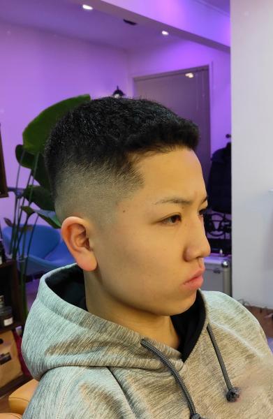 ツーブロック無し/スキンフェード