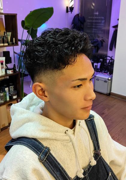 無造作パーマスタイル