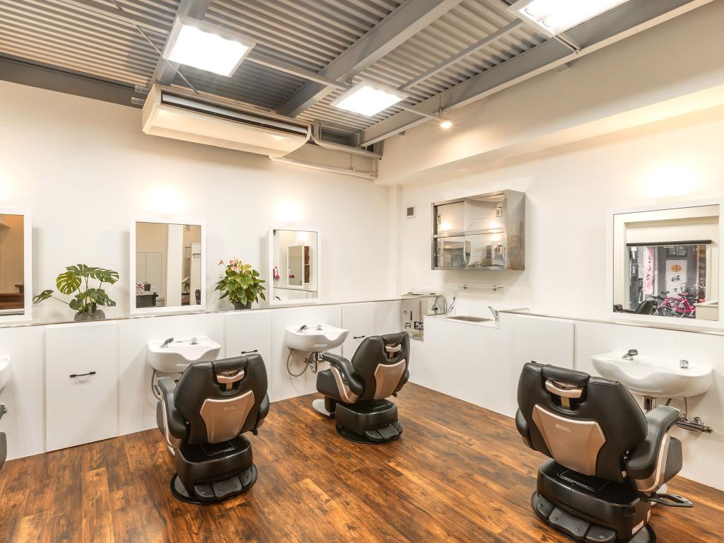 BARBER W 若江岩田バーバーダブル(若江岩田駅の理容室)