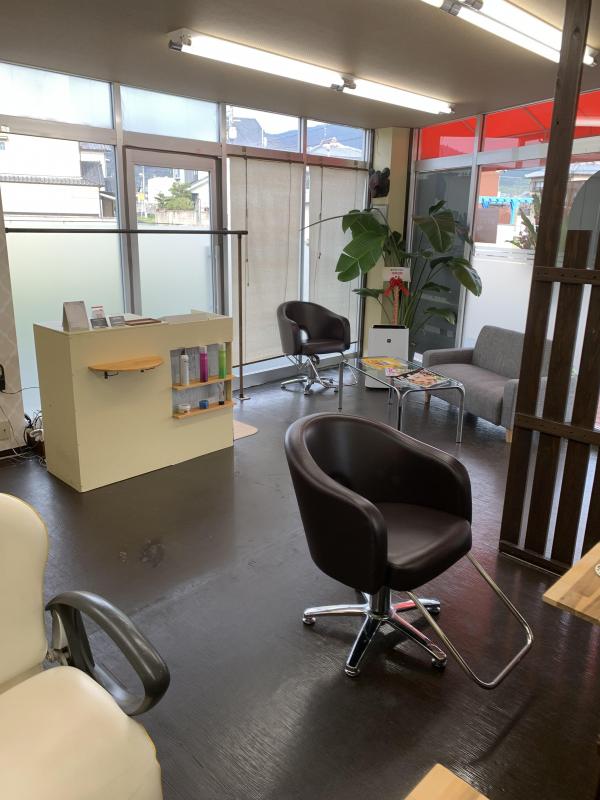 BARBER SHOP 88(巻向駅の理容室)