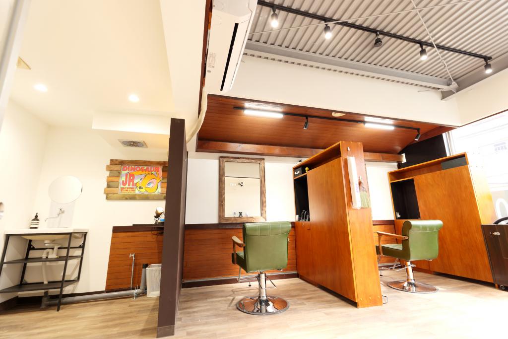 ヘアカット専門店LINDA 　与野駅前店(与野駅のカット専門店)